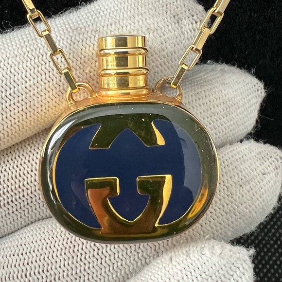 Auth Gucci GG Interlocking Bottle Pendant Necklaces - Picture 7 of 9